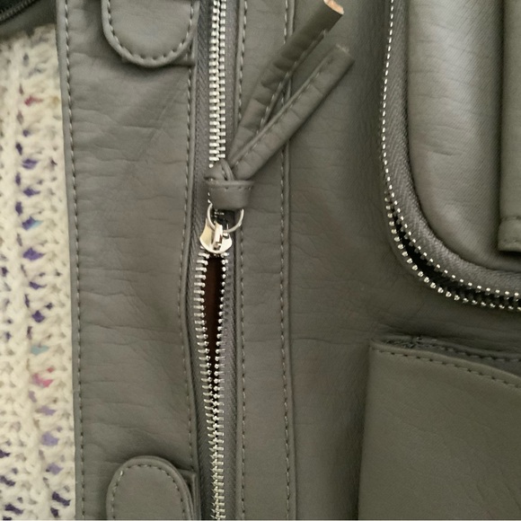 Gray Messenger Bag with Multiple Compartments - Picture 9 of 9